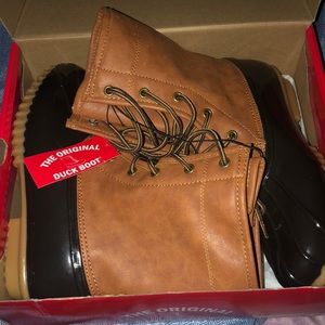 “The original duck boots” sz 9.5 brand new with tags.🚨see pic and note🚨